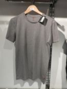 *Levi Crew T-Shirt Size: Small