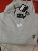*Lyle & Scott Knitted Top Size: Medium