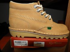 *Kickers Boots (as per photograph) Size: 3