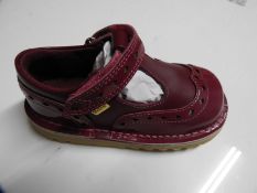 Pair of Children's Kickers (as per photograph) Siz