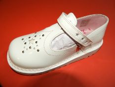 Pair of Children's Kickers (as per photograph) Siz