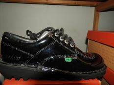 *Kickers Boots (as per photograph) Size: 6.5