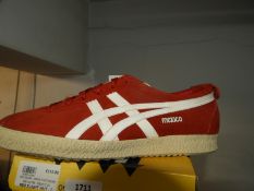 *Pair of Onitsuka Trainers Size: 7