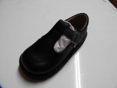 Pair of Children's Kickers (as per photograph) Siz