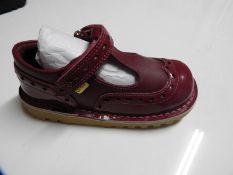 Pair of Children's Kickers (as per photograph) Siz