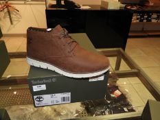 *Pair of Timberland Mens Chukka Boots (Dark Brown)