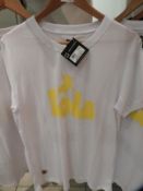 *Lois Mens T-Shirt Size: Medium