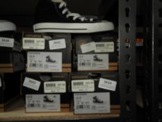 Pair of Converse Shoes (as per photograph) Size: 3