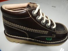 Pair of Children's Kickers (as per photograph) Siz