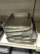 Quantity of Roasting Trays