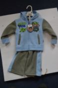*Aardvark Skaters Outfit Size: 6-12 Months