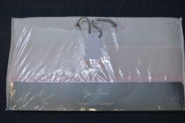 *Silver Cross Luxury Cot Bumper (Vintage Pink)