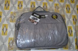 *Pod 2-in-1 Baby Travel Bag