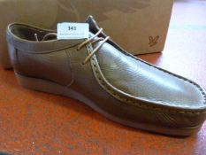 *Lyle & Scott Tan Leather Shoes Size: 9