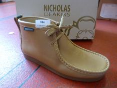 *Nicholas Deakin Beige Stones Boots Size: 10