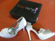*Six Pairs of Ruby Prom RU02 Silver Prom Shoes (Mi