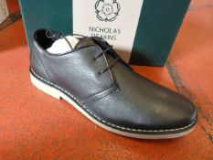 *Nicholas Deakin Boots Size: 12