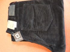 *Wrangler Arizona Black Cords Size: 38/32