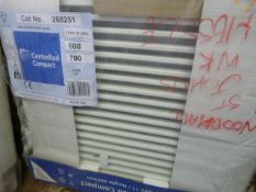 *Centrerad 700x600 Radiator
