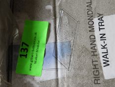 *Nine 1400x900 White Shower Trays Units