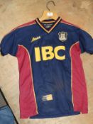 Older Avec Hull City Away Shirt with IBC Sponsor