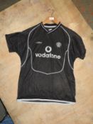 Umbro Manchester United Away Shirt with Vodafone Sponsor Size: Small