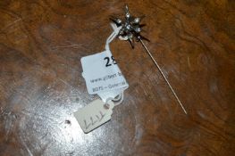 Vintage 925 Sterling Silver Star Shaped Pin - appr
