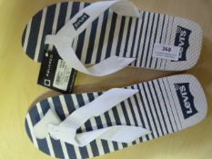 *Levi's Sandals Size: 10