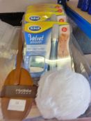 *Four Scholl Nail Care Systems, Hydrea Brush, Toot