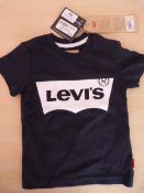 *Levi's Boys T-Shirt Size: 2 Years