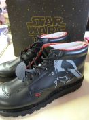 Kickers Star Wars Boots Size: 11