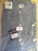 *Levi's Stone Light Shirt Size: Large