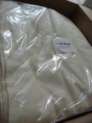 *76 Ivory Chair Covers