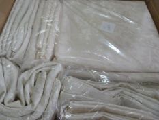 *14 Ivory & 8 White 108