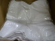 *60 White Chair Covers