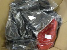 *340 Black, 240 Claret & 600 Ivory Bows