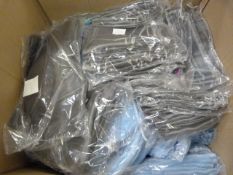 *450 Navy, 220 Burgundy, 400 Silver & 50 Steel Bow