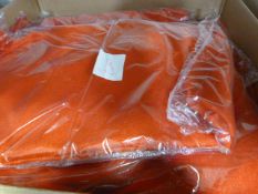 *250 Cerise & 150 Red Table Runners