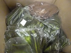 *270 Navy, 450 Fuschia, 220 Brown & 540 Kiwi Bows