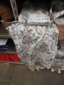 *Pack of 10 Patterned Pillow Cases