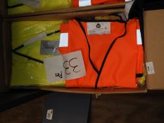 *33 Hi-Vis Vests (Various Sizes & Colours)