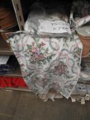 *Pack of 10 Patterned Pillow Cases