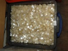 *Large Quantity of Simulated Mother of Pearl Butto