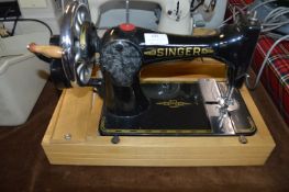 Singer Manual Sewing Machine in Case