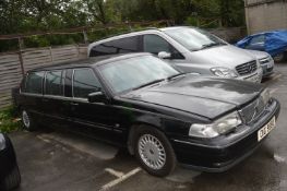 Volvo Stretch Limousine Reg:OIG 9890