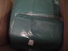 *50 Kelly Green & 20 Navy 60x60