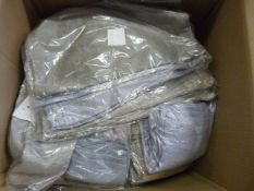 *159+ Crushed Taffeta Table Runners (88x Ice, 71x Rosso & Mixed Other Colours)