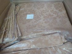 *16 Gold Brocade 132