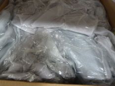 *267 Table Runners (75x Bottle, 128x Gold, 40x Silver & 24x Steel)