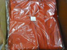 *70 Rosso Crushed Taffeta Chair Covers
